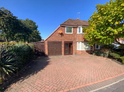 Dunstall Road, Halesowen, B63 1BE