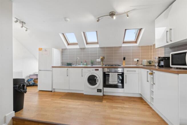 TFF 12 Hoyle Road SW17 kitchen 1.jpg