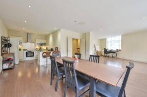 8, 217 Percy Laurie House, Upper Richmond Road, London SW15 6SY