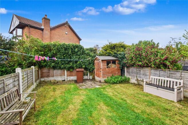2 bed Terraced for sale Image 8