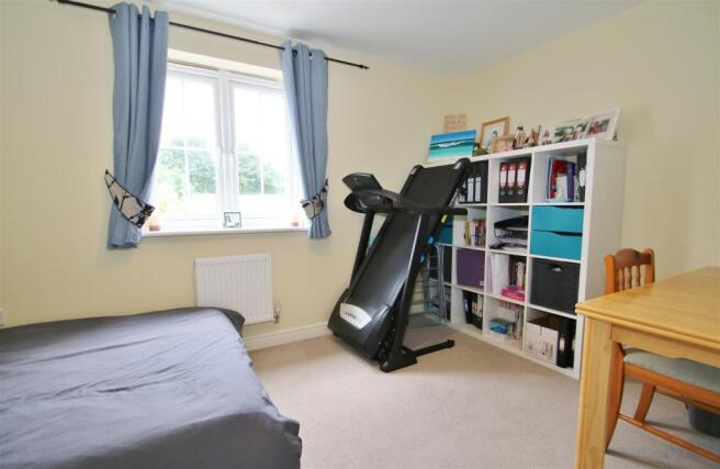 Bedroom 2.JPG