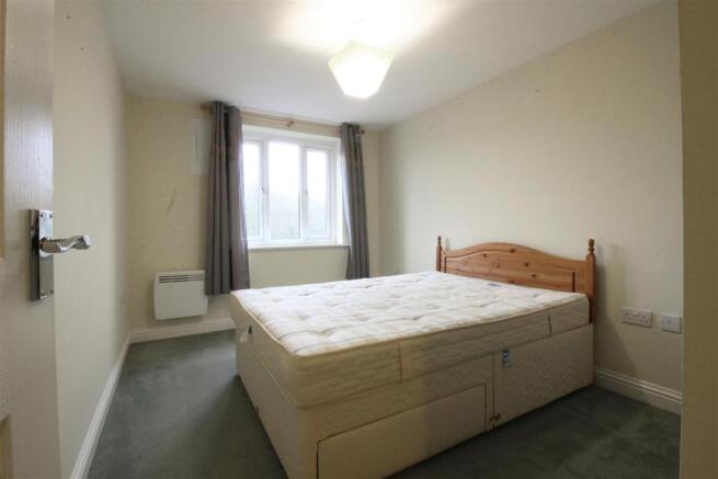 bed 1.2.jpg