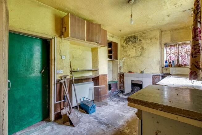 3 bed Detached for sale Image 7