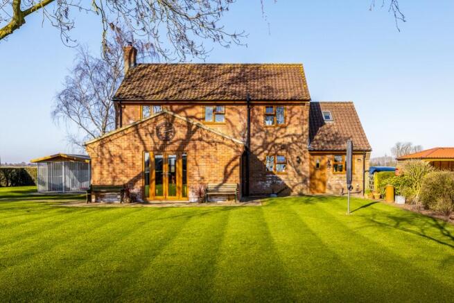 Harribels Cottage (Spalding)-25