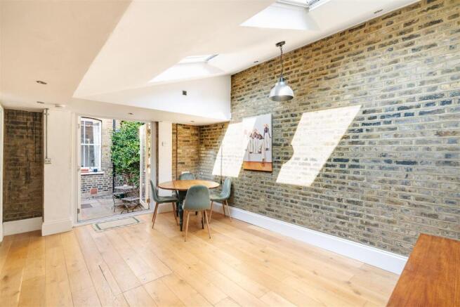 Holmes_Road-07.jpg