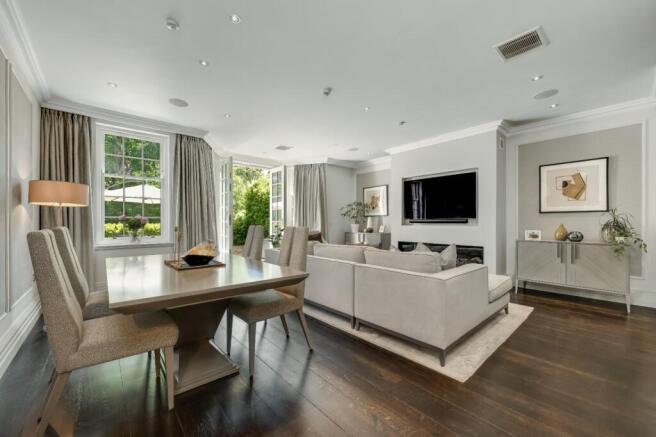 Reception/Dining Rm