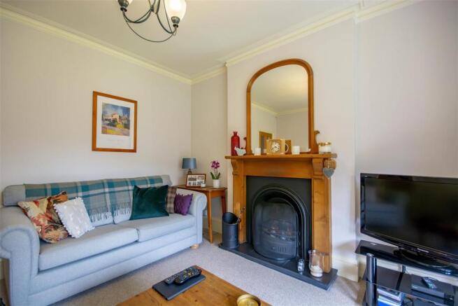 Lounge/Sitting Room
