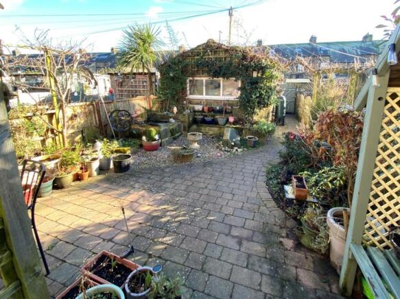 Garden 4.jpg
