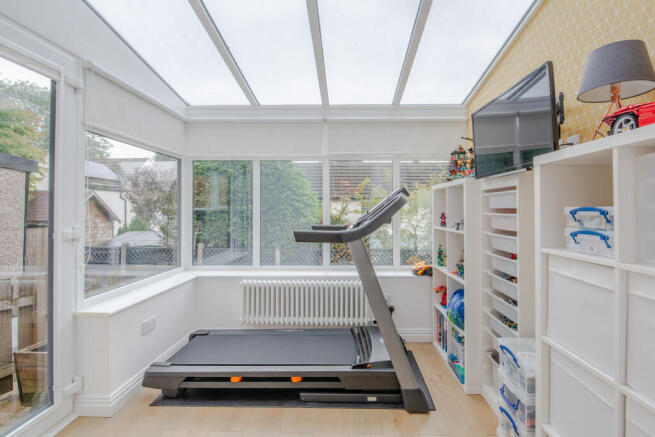 3 bed Semi-Detached for sale Image 4