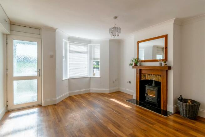5 Whitstable Rd-02.jpg