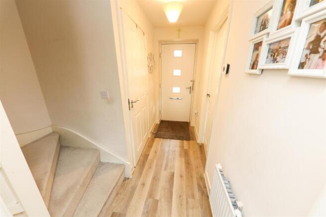 4 bed Town House for sale Image 4