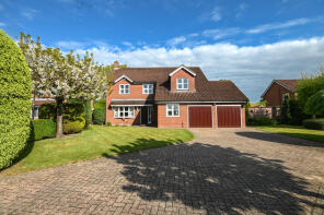 8, Saxony Way, Donington, Spalding PE11 4YA