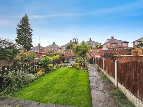 2 bed Terraced for sale Image 3