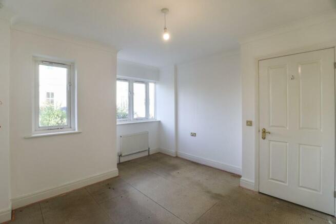 2 bed Semi-Detached for sale Image 5