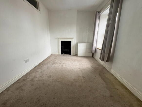 2 bed Terraced for sale Image 8