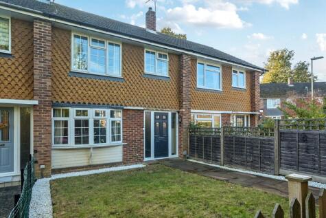 Cricket Lea, Lindford, Bordon, GU35