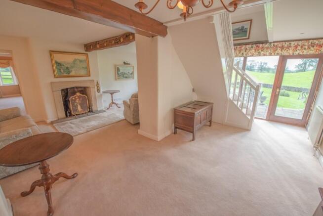 3 bed Barn Conversion to rent Image 8