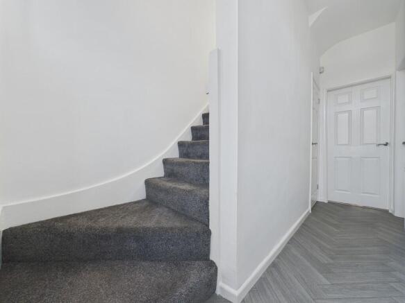 3 bed Semi-Detached for sale Image 7