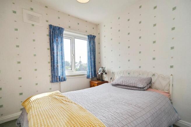 3 bed Semi-Detached for sale Image 11