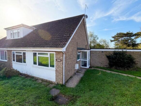 2-bed semi-detached on Boulters Close, Stowmarket, IP14, £240,000