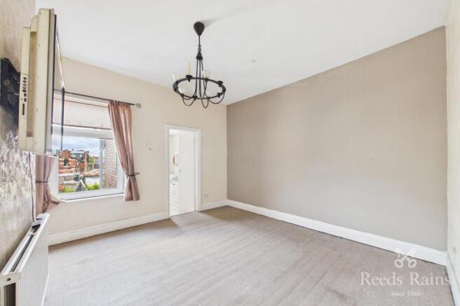 3 bed Terraced to rent Image 8