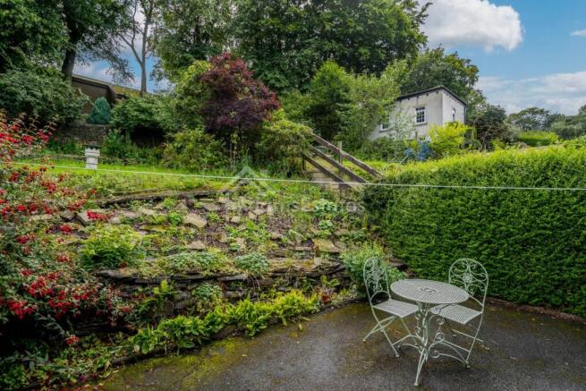 3 bed Semi-Detached for sale Image 11