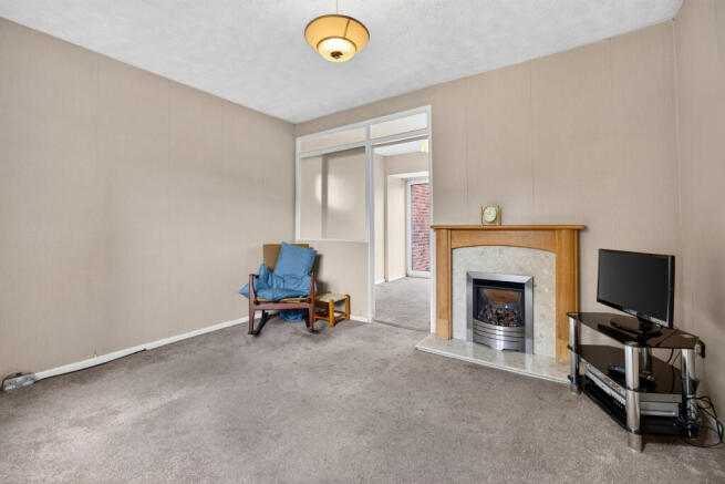 Living Room (2)