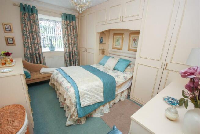 Master Bedroom.jpg