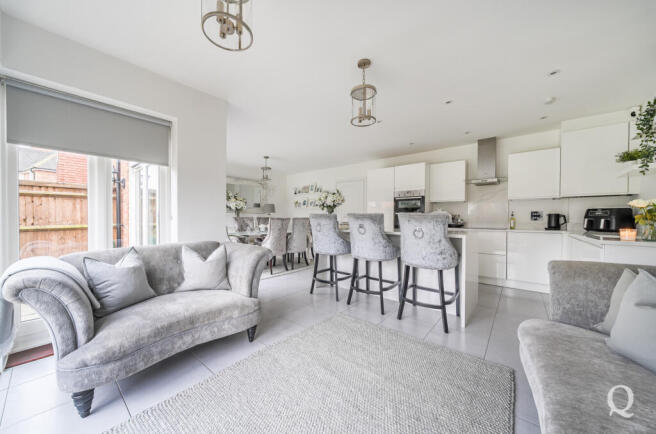 a7acd981-8721-41e...