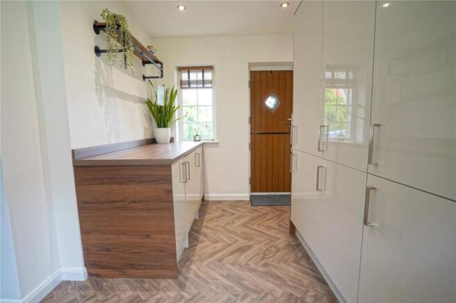 4 bed Detached for sale Image 10