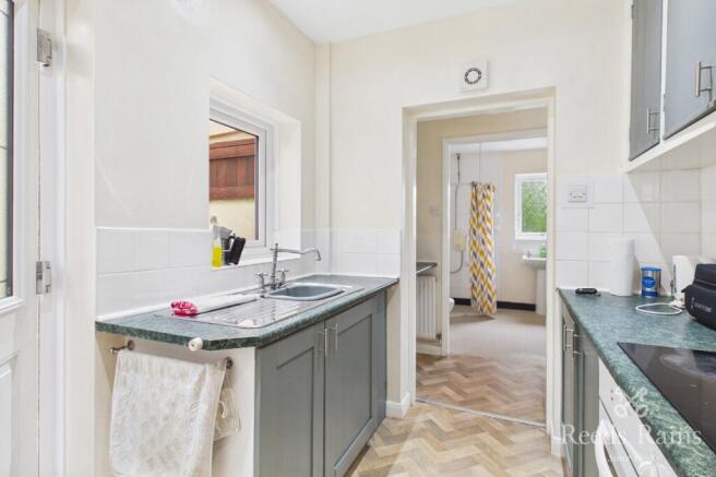 3 bed Semi-Detached for sale Image 7