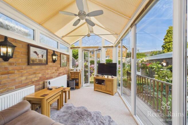 3 bed Semi-Detached for sale Image 7