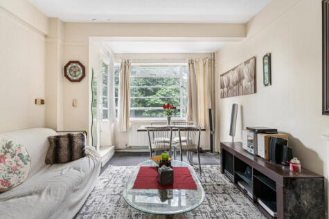 Brixton Hill, London, SW2