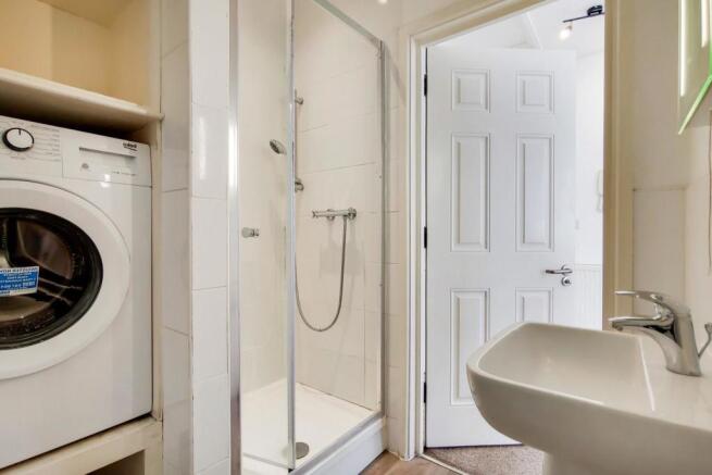 B 3_Bathroom-0.jpg