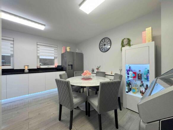 Dining Kitchen