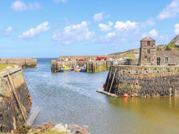 Amlwch Port