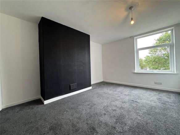 3 bed End of Terrace to rent Image 12