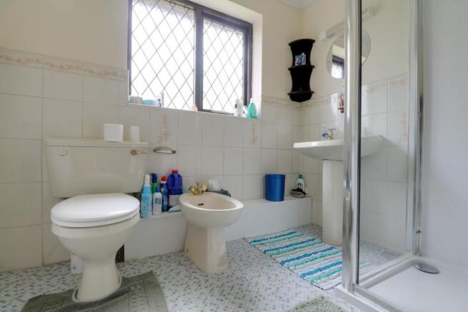 Master En-Suite