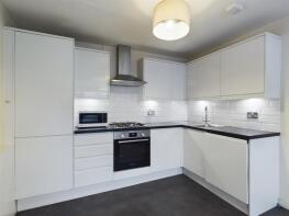 19, 117 Denland House, Dorset Road, London SW8 1AN