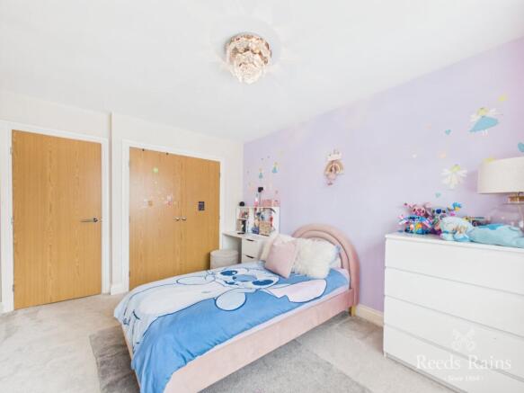 4 bed Detached for sale Image 12