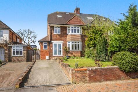 Newlands Road, Tunbridge Wells (close to schools)