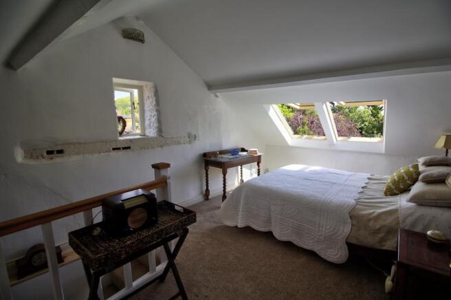 Bedroom 2.2
