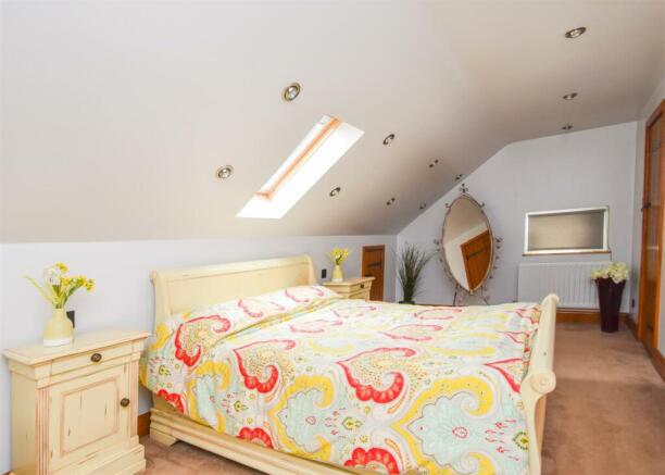 High Acre - Bed 2 (2).jpg