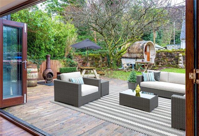 Decking Off Kitchen