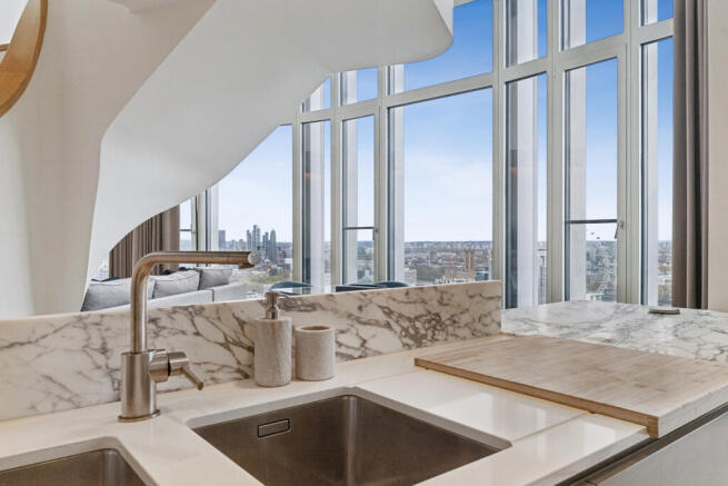  Southbank Tower 55, Flat 3406