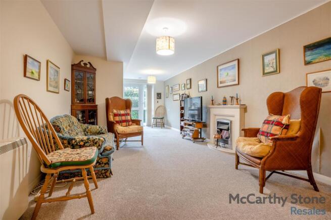 2 bed Apartment for sale Image 10