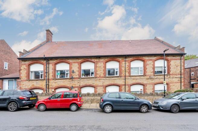 1-bed flat on Wiseton Road, Wiseton Court, S11, £130,000
