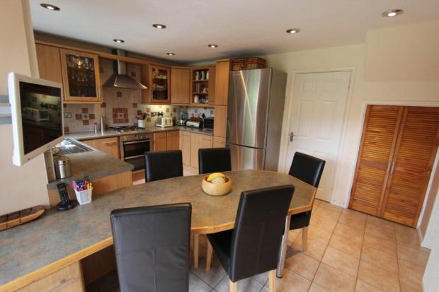 Kitchen/Breakfast