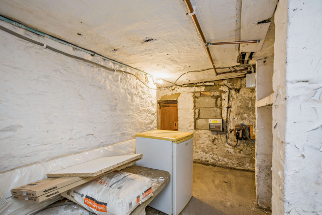2 bed Terraced for sale Image 10