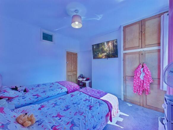 2 bed Terraced for sale Image 9
